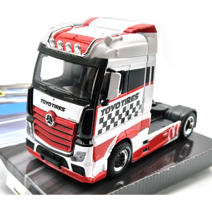 Mercedes - Benz Actros Gigaspace 4x2 kamion (fehér) - Bburago - 1:43