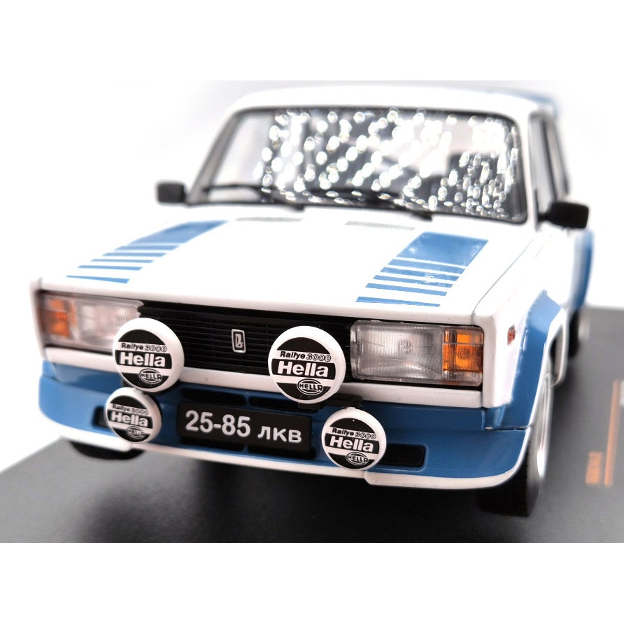 Miniature LADA 2105 VFTS 37 OHU/DIENER RALLYE ACROPOLIS 1983 1/18