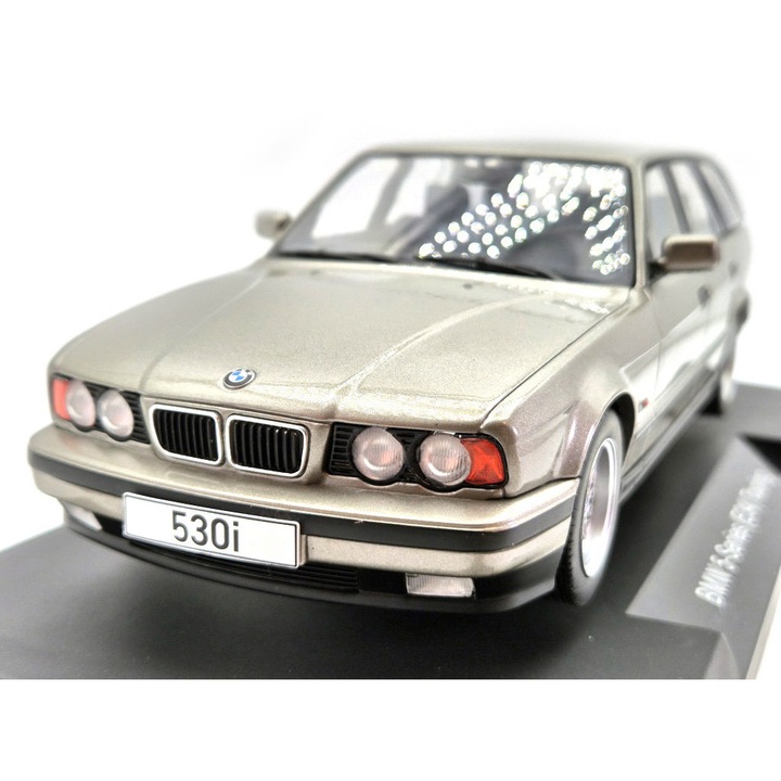 BMW E34 (1991) Touring - MCG - 1:18