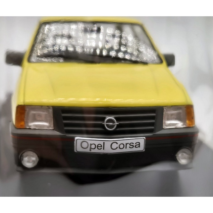 Opel Corsa 1.3 SR (1983) - Edicola - 1:24