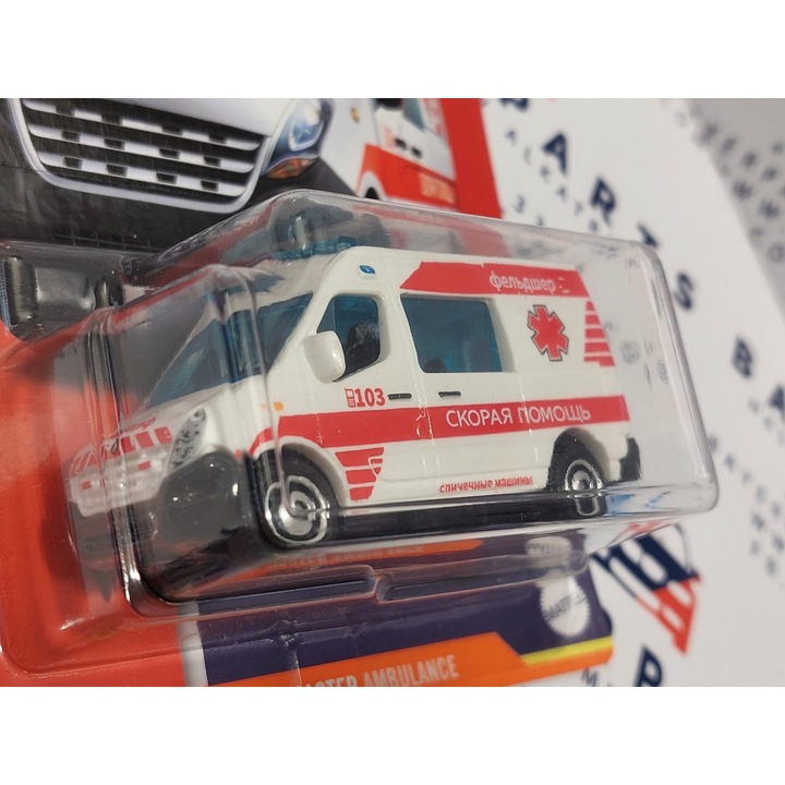 Renault Master Ambulance mentőautó piros - Matchbox - 1:64 1/64 kisautó