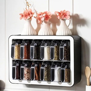 Rasnite si dozatoare condimente