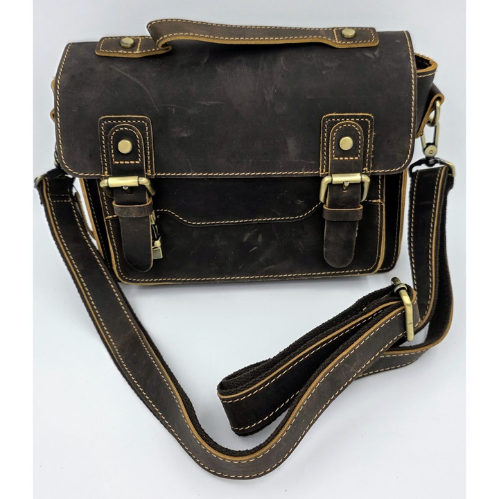 Luxus 100% Crazy Horse bőrből készült, kézzel készített, elegáns keresztpántos táska, sötétbarna