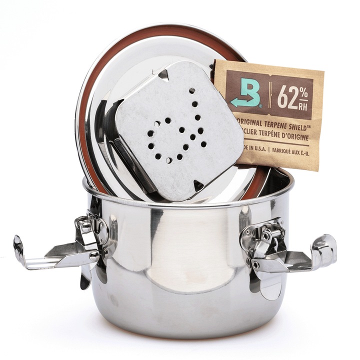 Комплект съд за съхранение Stash C Vault Fresh XL и плик за овлажняване за сухи пури, тютюн, растения, Boveda Xikar, RH 62%, 8 г