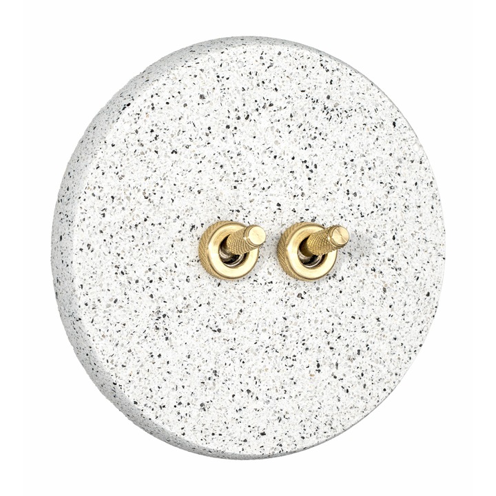 Készlet: két kapcsoló aranyozott sárgarézből, kézzel készített kerek díszkerettel, kompozitból - pigmentált kőporból és akrilgyantából, ezüstszürke színben