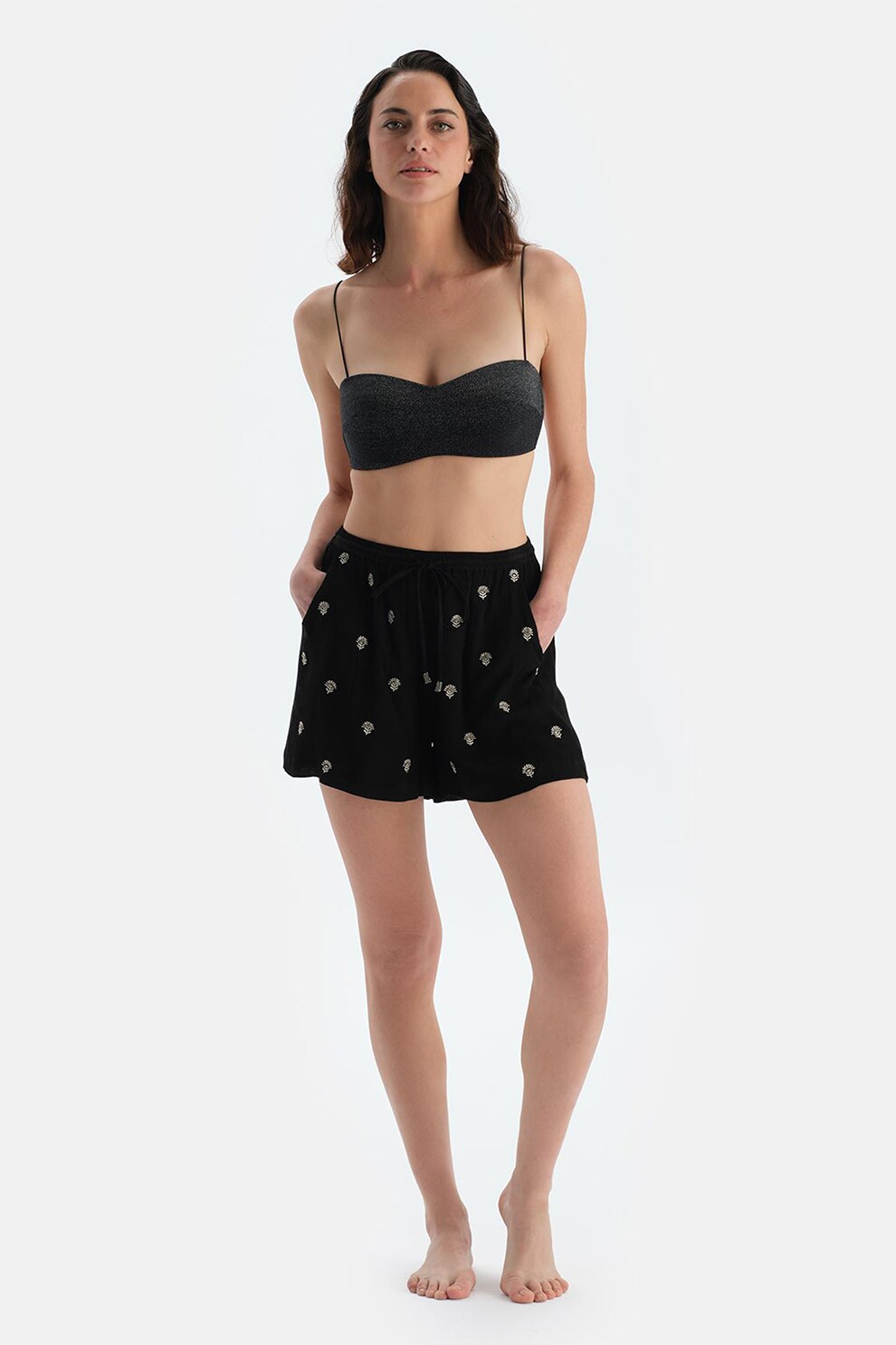 DAGI, Pantaloni scurti cu buzunare laterale, Negru, 40