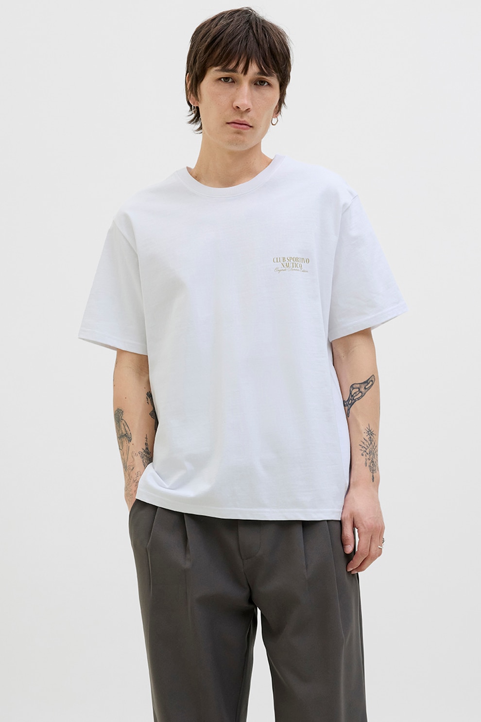 Jack & Jones, Tricou lejer de bumbac cu imprimeu foto pe partea din spate, Verde, Alb optic, L