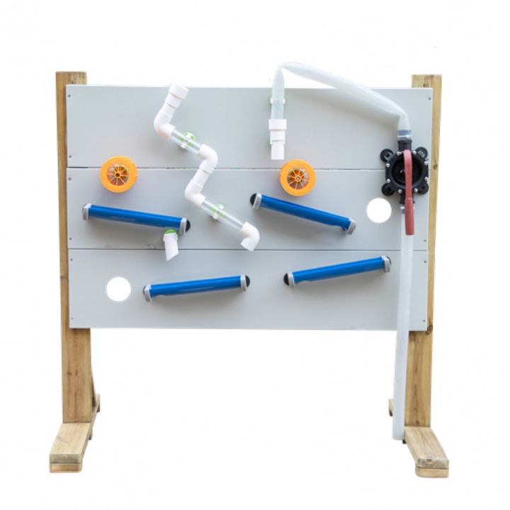 Дървен комплект за водна игра, 120x70 см, с аксесоари, Classic World Edu