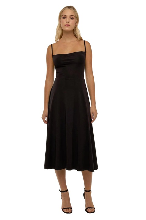 Черна рокля, Черен