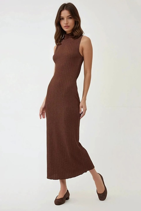 Вталена рокля, HiCCUP, текстурирана, кафява яка, трикотаж