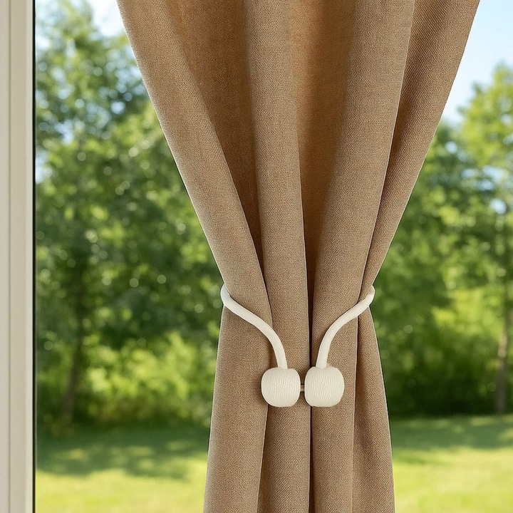 Brosa decorativa perdea siret ecru cu bile & magnet