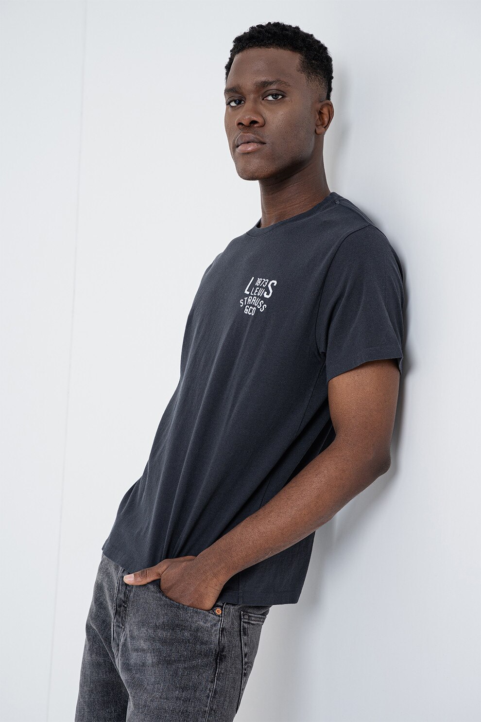 Levi's, Tricou lejer de bumbac, Negru, Negru stins, M