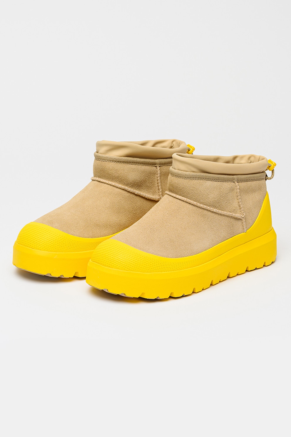 UGG, Ghete fara inchidere unisex Classic Ultra Mini, Galben, Bej