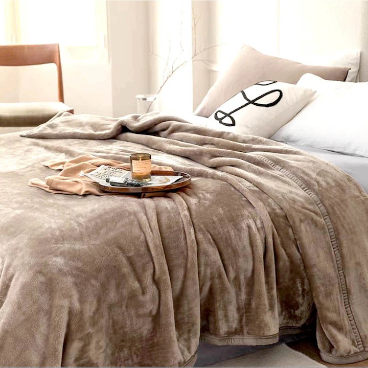 Patura extra moale si groasa, Eurekahome, maro, 150*200cm