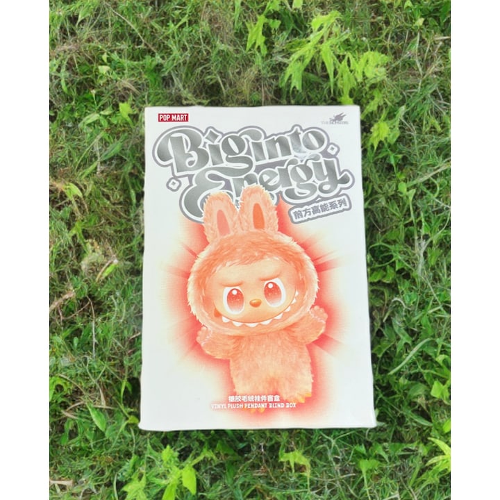 Фигурка Лабубу, Secret Edition, Pop Mart, PVC, 8-12 см, за момичета