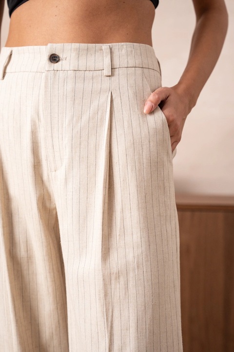 Pantaloni bej din in cu dungi negre 606, Bej