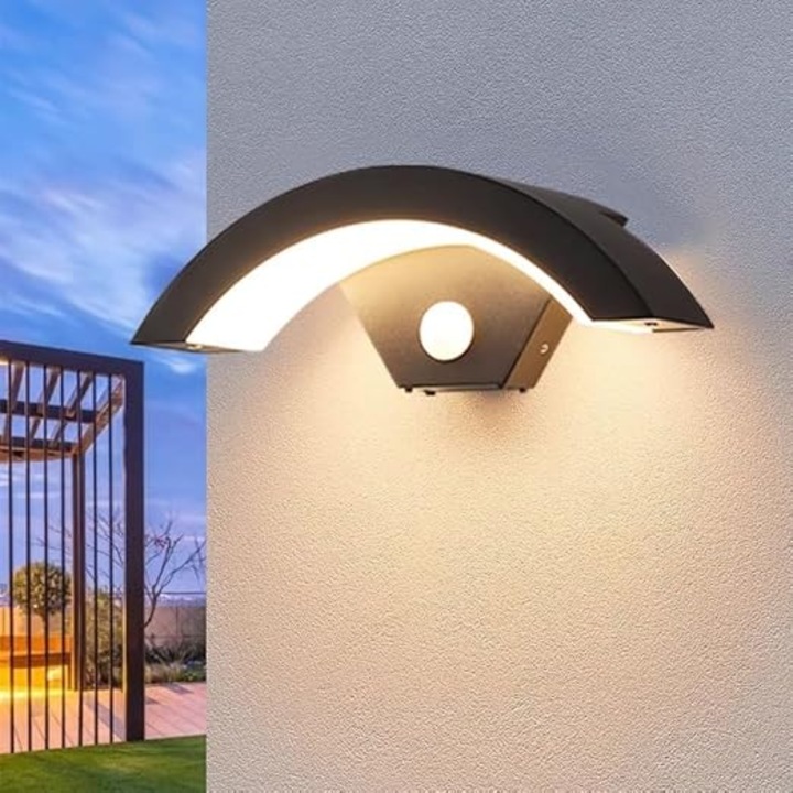 Външна LED стенна лампа със сензор за движение, модерна външна стенна лампа 24W, водоустойчива IP65, външна стенна лампа с детектор за вход, тераса, гараж, веранда, градина [Енергиен клас E]