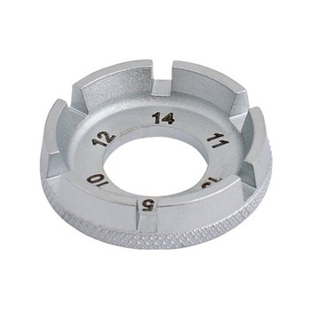 Cheie Unior tripla pentru spite 3,3; 3,45; 3,7; 3,96; 4,4 si 5 mm Cheie Unior tripla pentru spite 3,3; 3,45; 3,7; 3,96; 4,4 si 5 mm