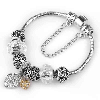 Bratara Charm cu Inima Inimioara Heart, din Aliaj, Argintiu (Ambalaj Cutie Cadou) Bratara Charm cu Inima Inimioara Heart, din Aliaj, Argintiu (Ambalaj Cutie Cadou)