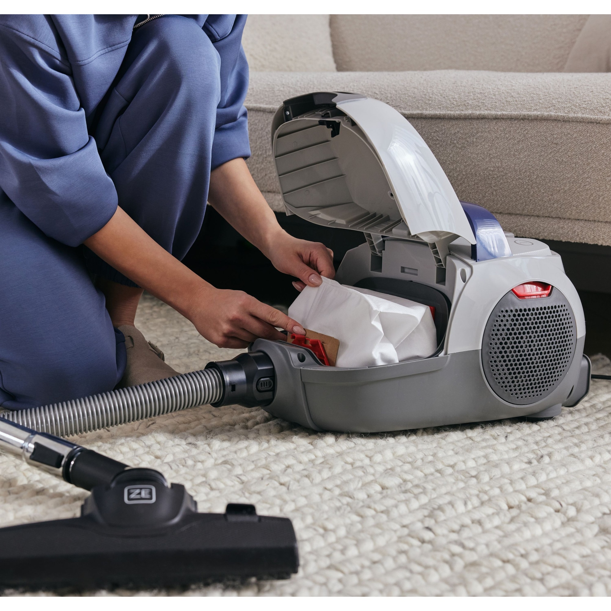 Aspirator cu sac Zeegma Zonder Verre Klassik, Linisti, Aprinde 4L, Reglarea puterii, 21 000 Pa, Gri