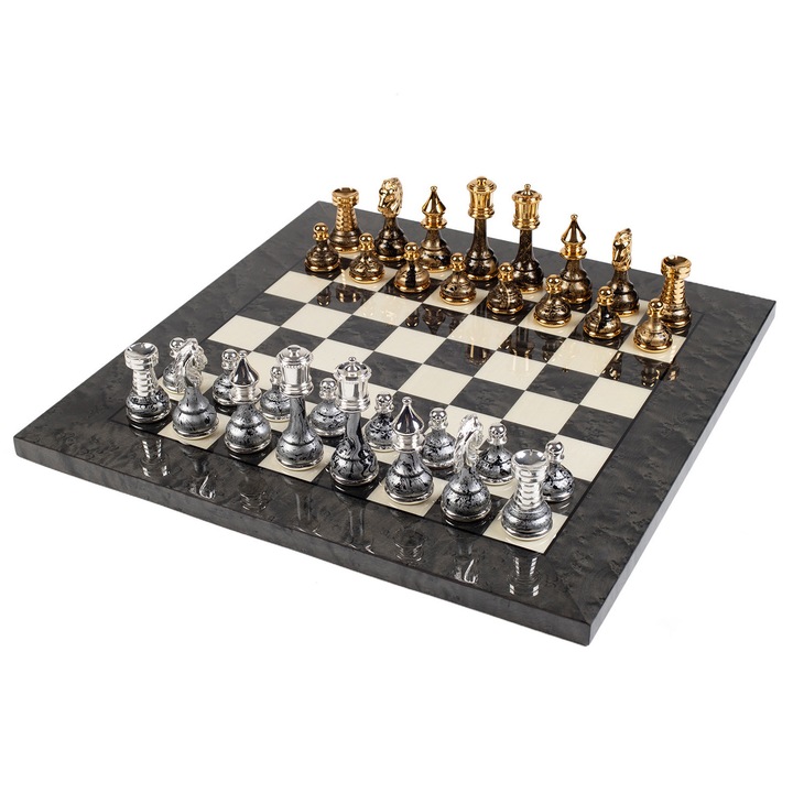 Set de sah Italfama, piese din alama si lemn, aur/argint, tabla din lemn 42x42cm