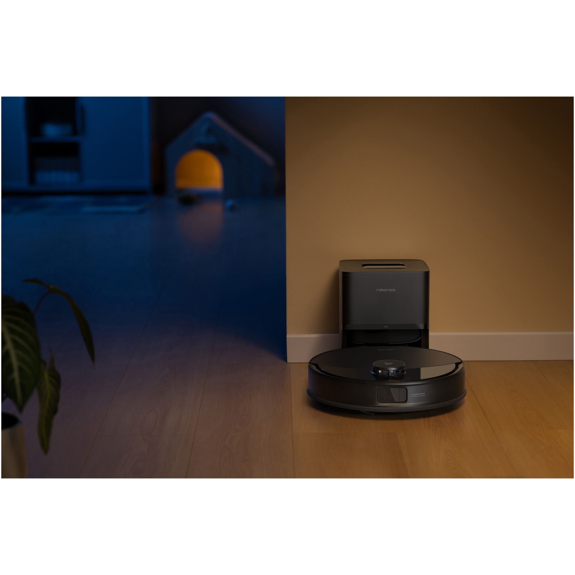 Robot de aspirare Roborock Q10 PF B, aspirator cu mop, 10.000 Pa, baterie 5.200 mAh, autonomie 180 min, navigatie AI, recipient praf 2.7L, Suport Alexa si Google Home, negru