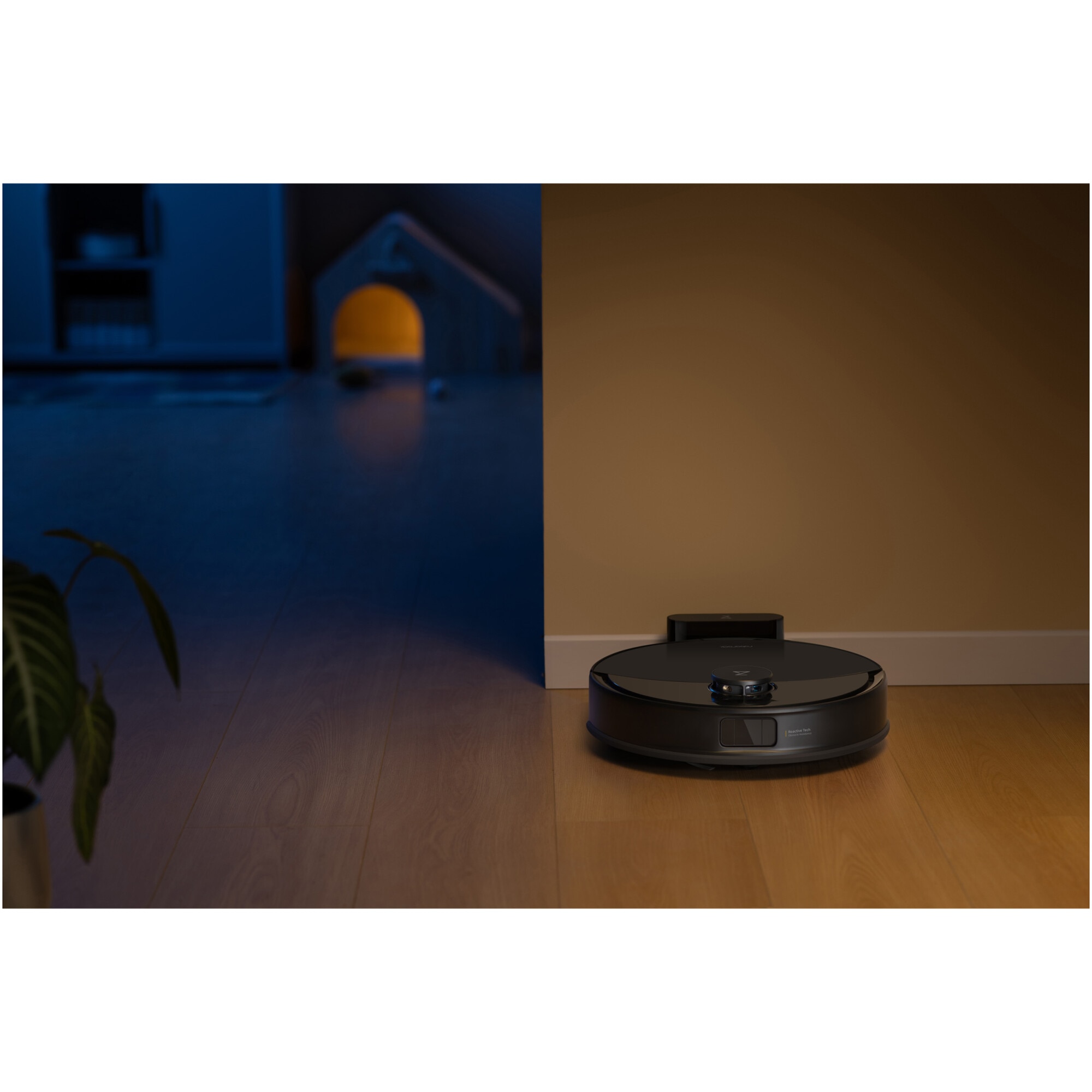 Robot de aspirare Roborock Q10 PF B, aspirator cu mop, 10.000 Pa, baterie 5.200 mAh, autonomie 180 min, navigatie AI, recipient praf 2.7L, Suport Alexa si Google Home, negru