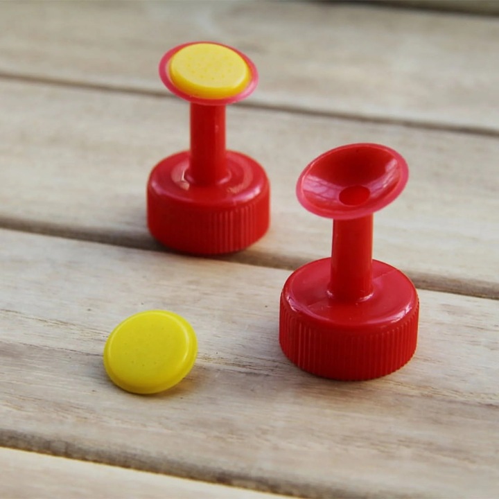 Комплект от 5 аксесоара за поливане, PVC, произволни цветове, за бутилки