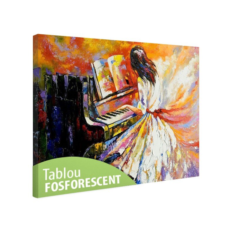 Tablou fosforescent Cantand la pian 52x90cm