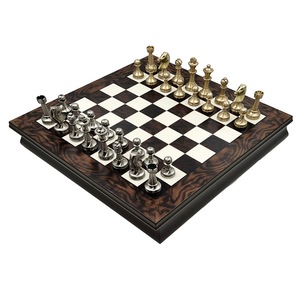 Jocuri de sah si table