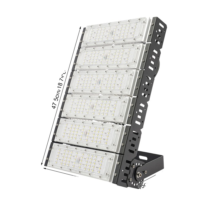 300 W-os LED reflektor, vízálló IP67, alumínium konstrukció, fekete és ezüst színű, méretek 31,2x47,5x7 cm