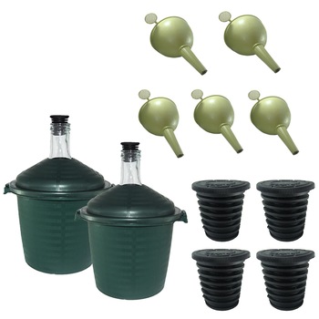 Pachet - 5 x Palnie mare din plastic pentru damigeana + 2 x Damigeana din sticla in cos din plastic, 10L + 4 x Dop damigeana din cauciuc, 10-25L Pachet - 5 x Palnie mare din plastic pentru damigeana + 2 x Damigeana din sticla in cos din plastic, 10L + 4 x Dop damigeana din cauciuc, 10-25L