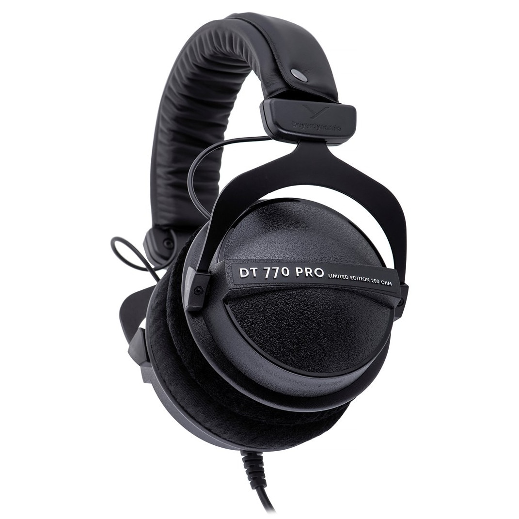 Casti cu fir Beyerdynamic DT 770 PRO 250 OHM, Negru, 3 m - eMAG.ro