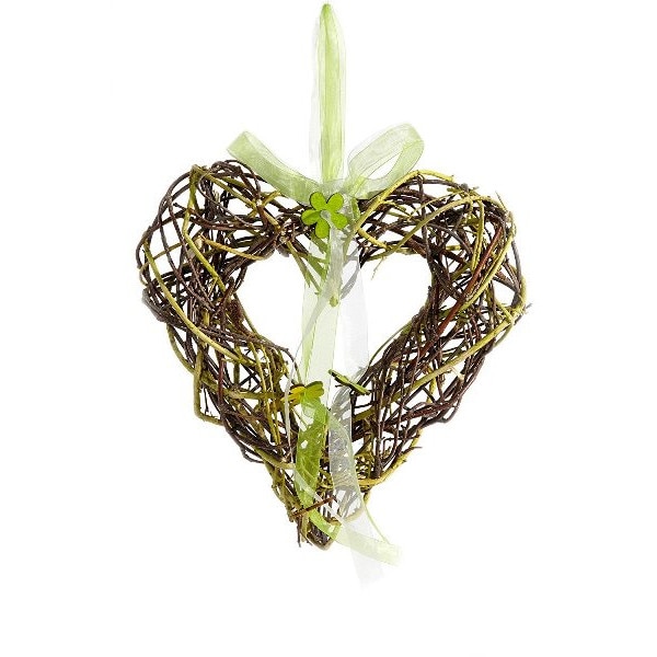 Decoratiune impletita in forma de inima, cu panglica organza