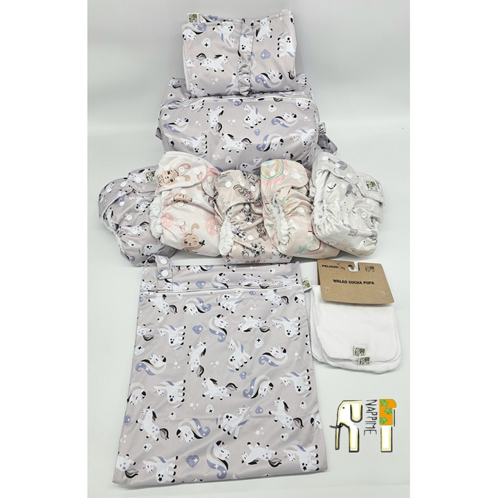 Комплект пелени за многократна употреба Nappime, 6 части, дизайн еднорог, включва: подложка за повиване, чанта за пелени, чанта, 3 пелени с джоб от микрофлис, бамбукова вложка 60x12 см