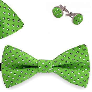 Set papion barbati, batista, butoni, verde, model scoici. Set papion barbati, batista, butoni, verde, model scoici.