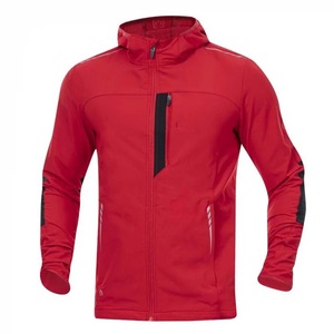 Jachete si geci sport barbati