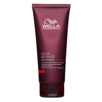 Wella Professionals Color Recharge Cool Brunette Conditioner balsam pentru revigorarea nuantelor reci de maro 200 ml Wella Professionals Color Recharge Cool Brunette Conditioner balsam pentru revigorarea nuantelor reci de maro 200 ml