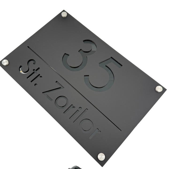 Placuta numar casa, Negru Satinat, Negru Lucios, 4 Distantieri Argintii, 30x20cm