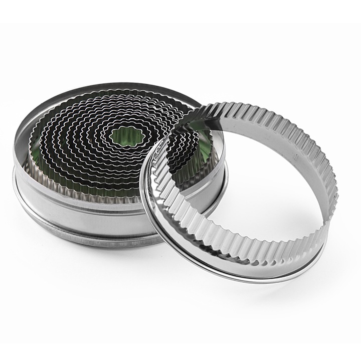 Set forme de taiat prajituri, Hendi, rotunde, 14 bucati, 18x108mm