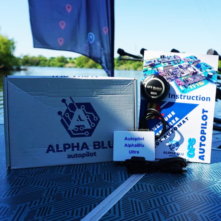 Modul AutoPilot GPS "AlphaBlu Ultra", cu Aplicatie mobila si Telecomanda pentru Navomodele, Compatibil universal, Navigare de inalta precizie, Control inteligent - Delfin Boats