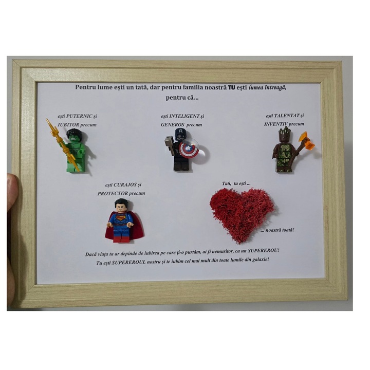 Tablou Tata 4 SuperEroi si inima licheni, 30x21 cm