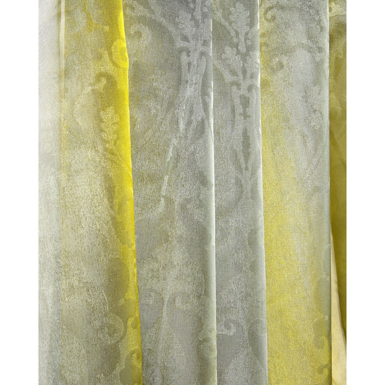 Tesatura perdea dublata model trandafiri