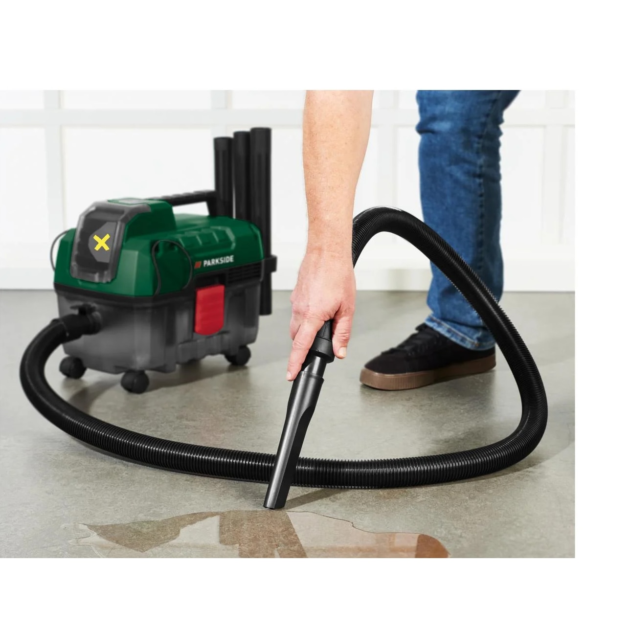 Aspirator fara fir pentru curatarea umeda si uscata PARKSIDE PAWD 20-Li A1, 20V, fara baterie si incarcator