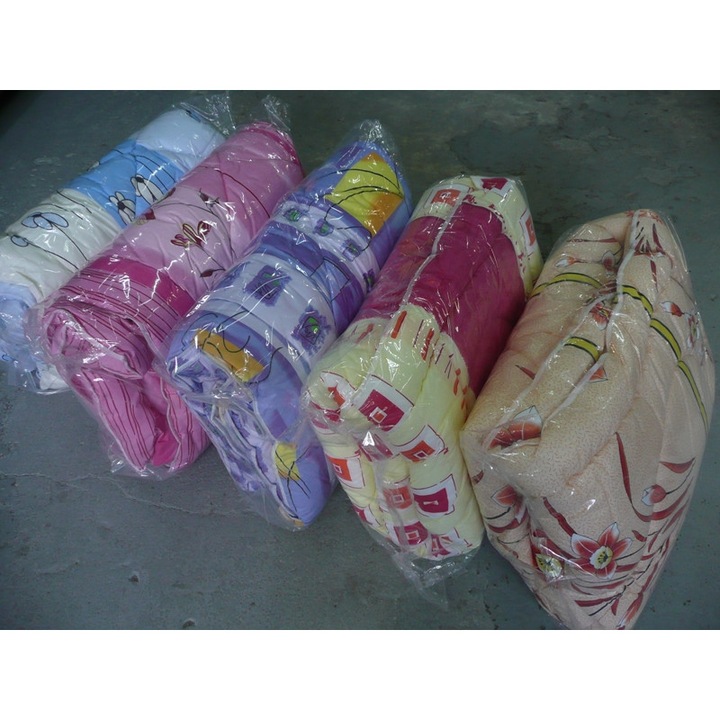 Pilota Karo 160x200, antialergica, multicolor, umplutura din fibra siliconica