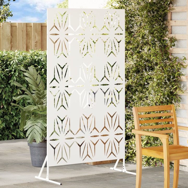 Panou metalic pentru gard, insertii decorative mari din metal alb