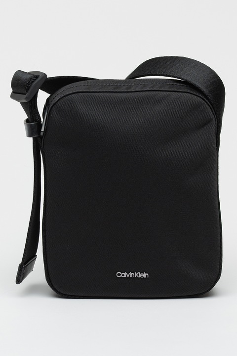 CALVIN KLEIN, Keresztpántos táska logós részlettel, Fekete