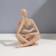 Statueta decorativa Thinker, rasina, culori delicate, dimensiuni 8.5x6.5x11.5cm, set de 1 buc.