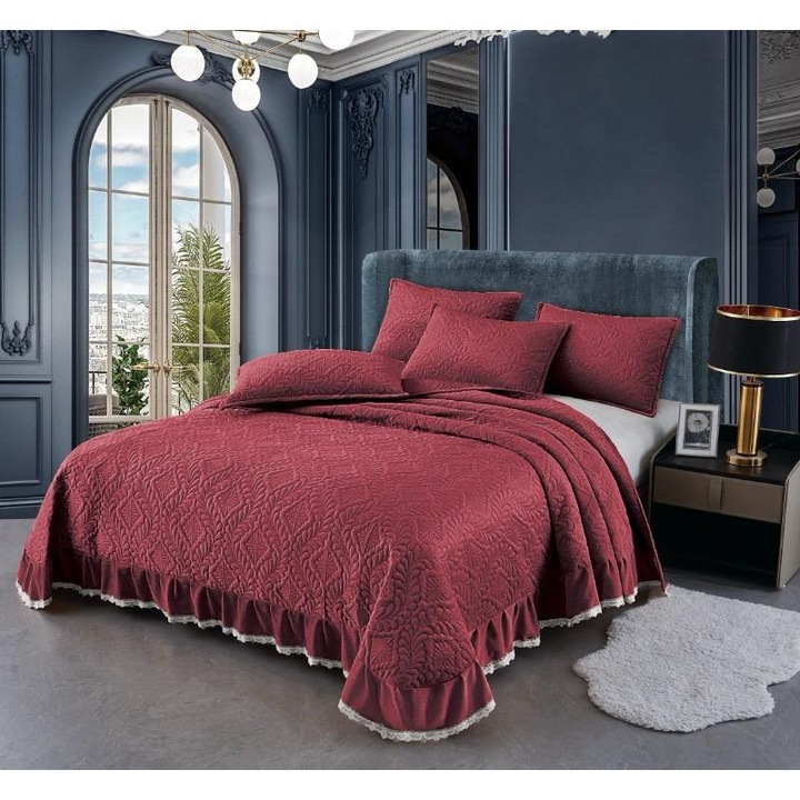 Set Cuvertura de Catifea cu Volanase 3 piese, Cuvertura si doua fete de perna 230x250 cm, Grena, pentru pat dublu