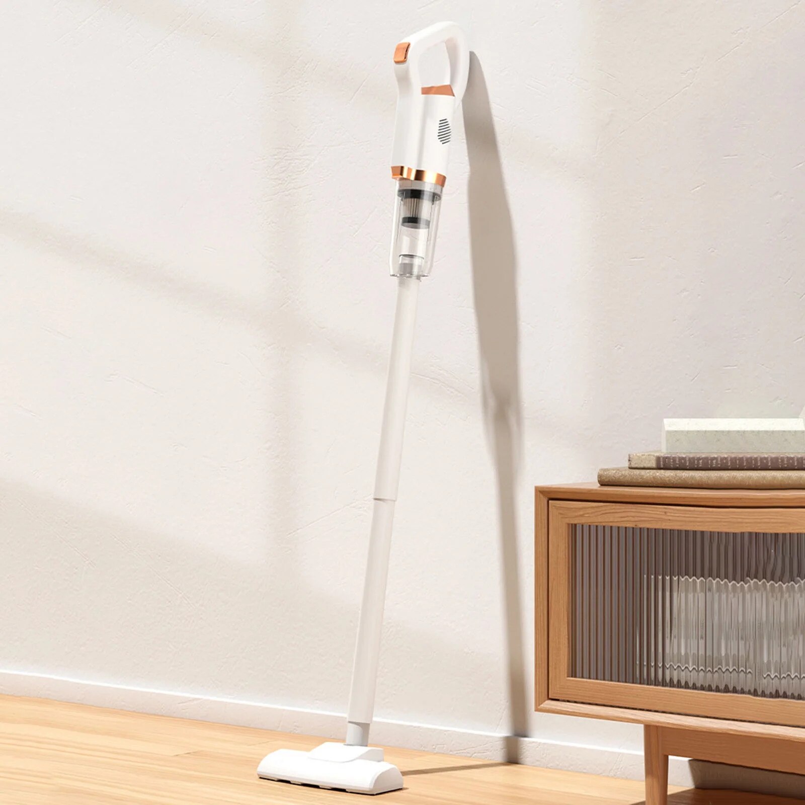 Aspirator portabil YANYXR 45W 4500pa alb 1.5h incarcare 15min functionare 3 perii
